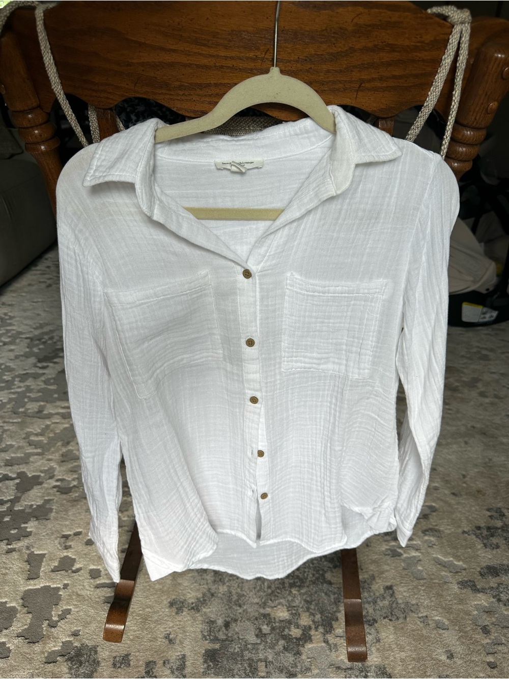 beachlunchlounge White Textured Button-Down Shirt